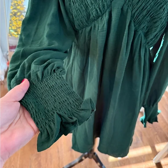 Elegant Green Women's Dress - Picture 5 of 8